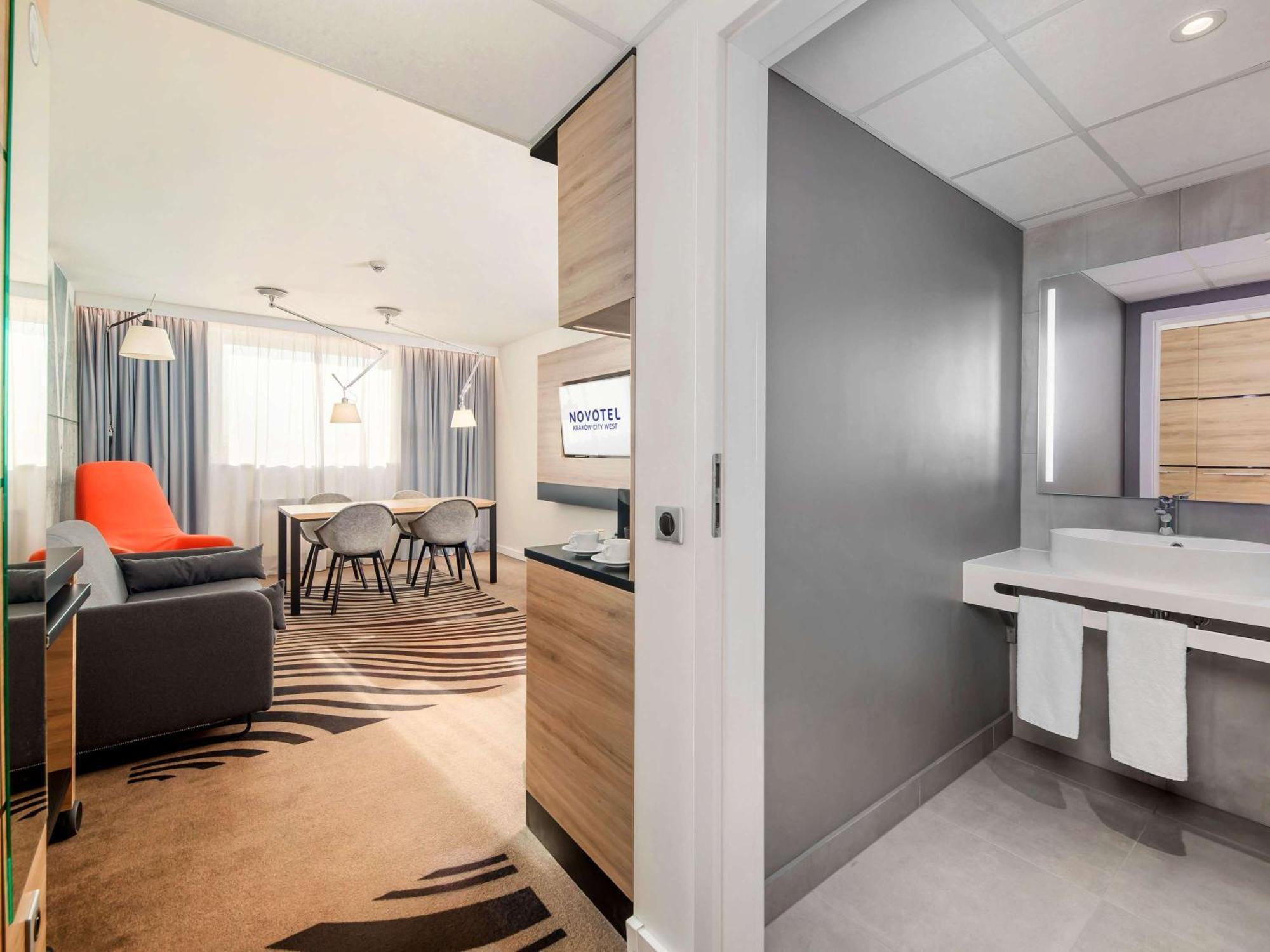 Novotel Krakow City West Ngoại thất bức ảnh