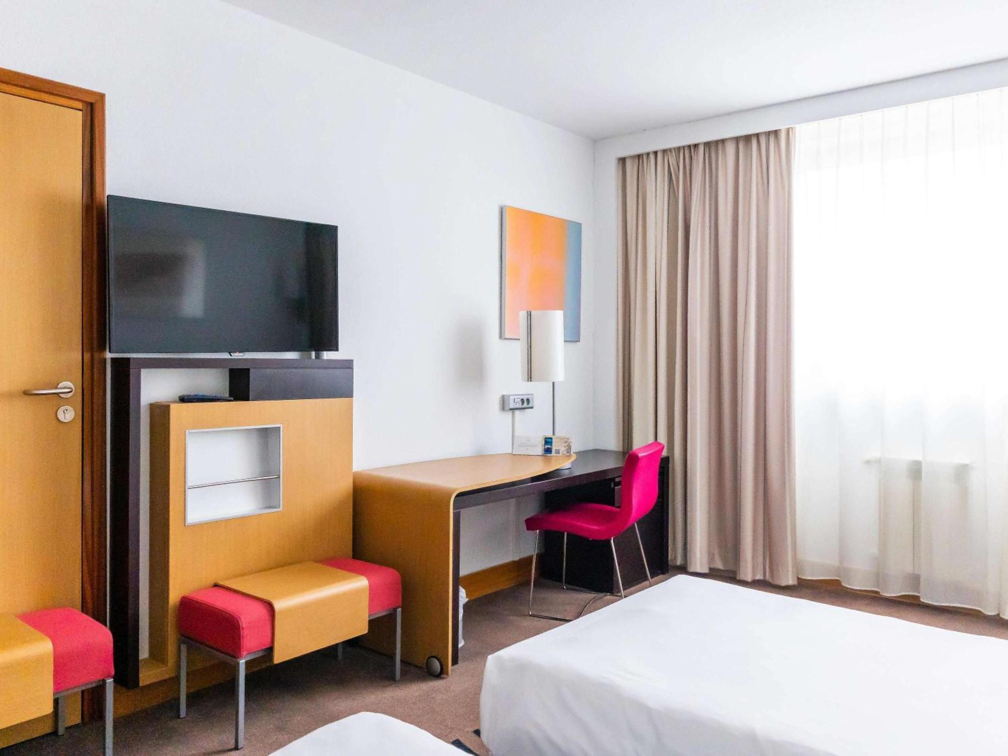 Novotel Krakow City West Ngoại thất bức ảnh