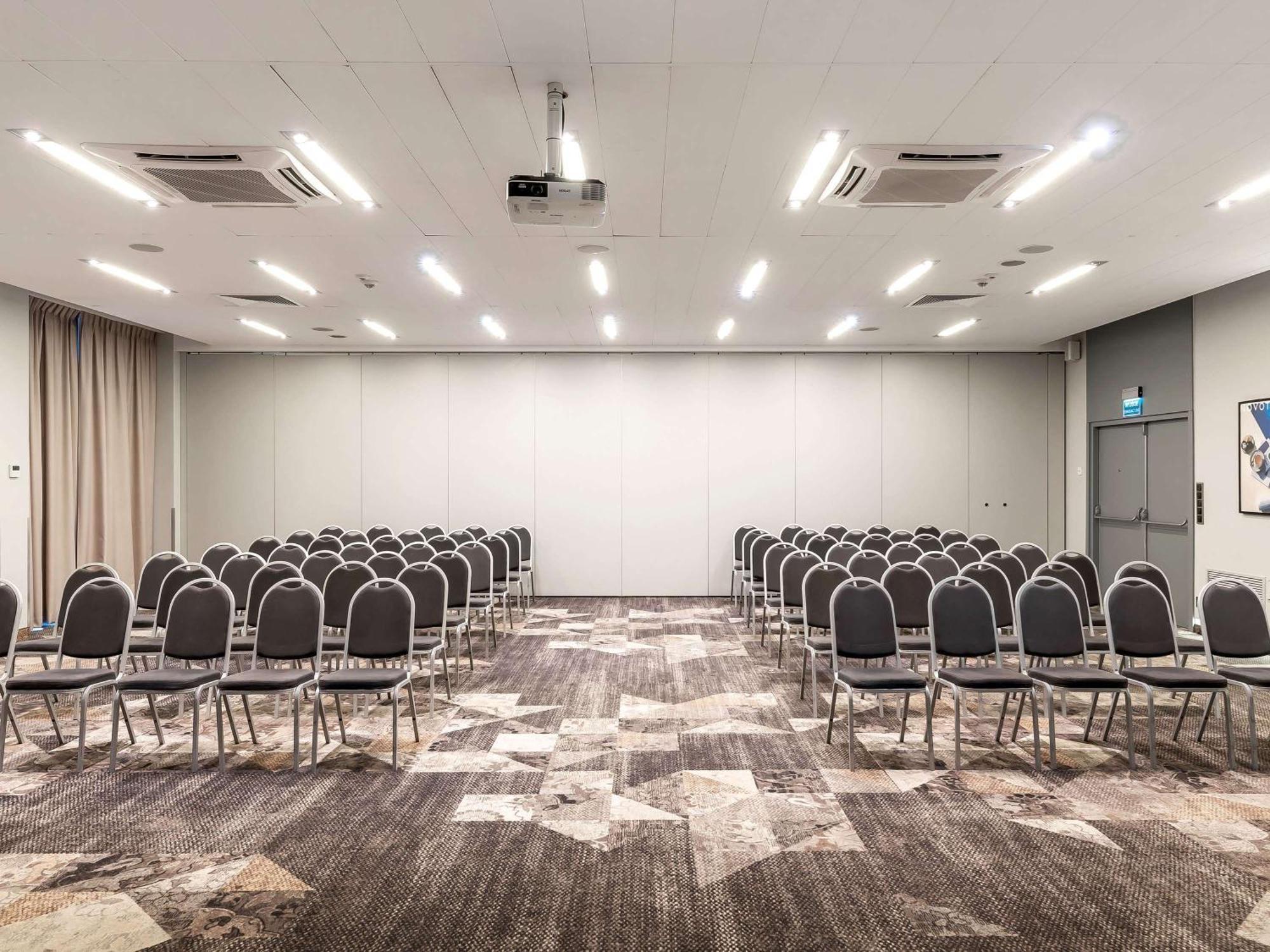 Novotel Krakow City West Ngoại thất bức ảnh