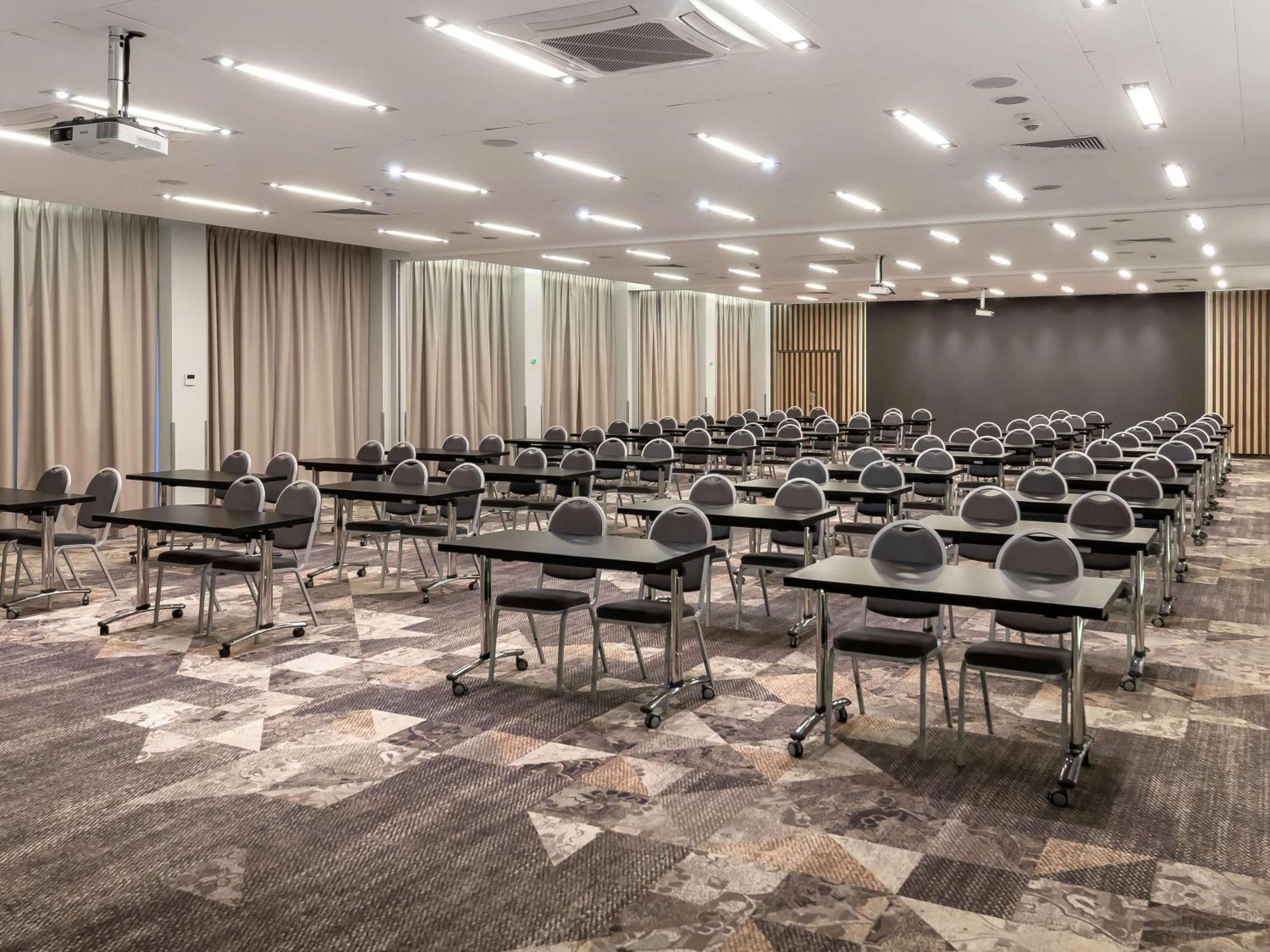 Novotel Krakow City West Ngoại thất bức ảnh